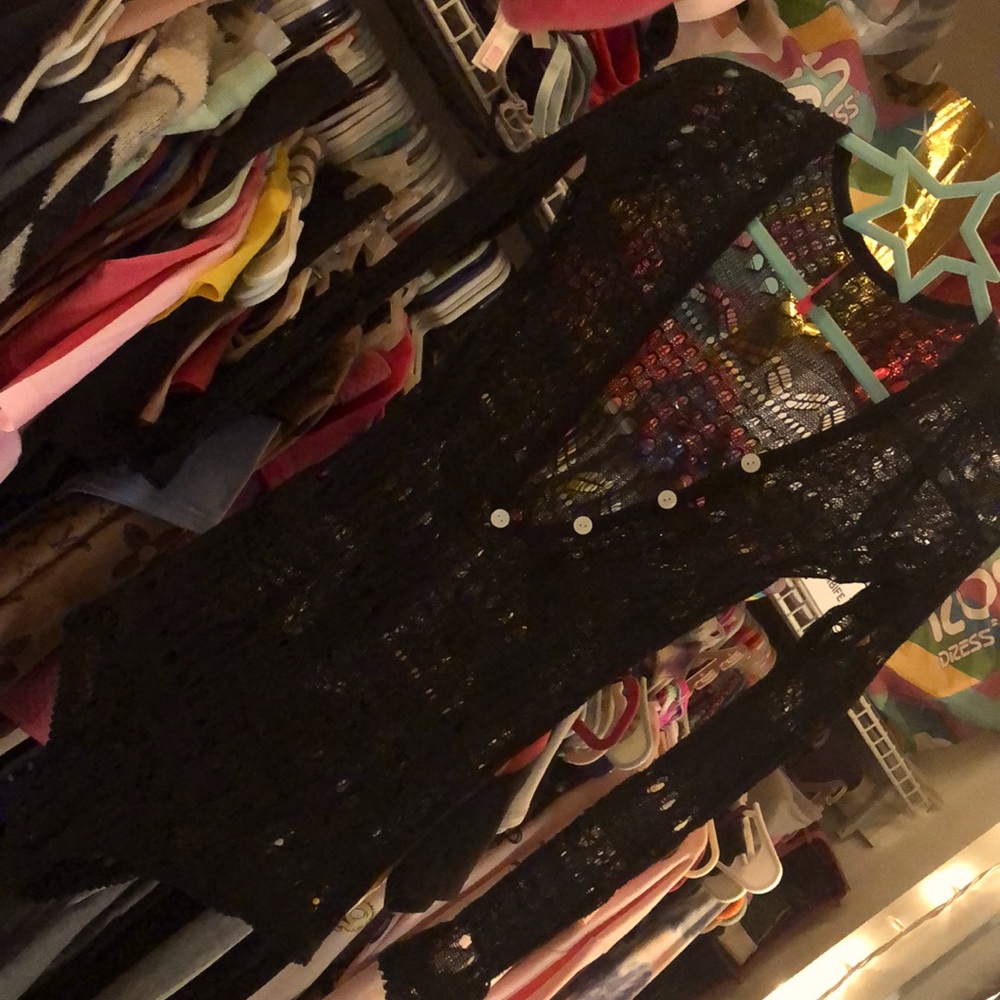 Long sleeve body suite. Black.